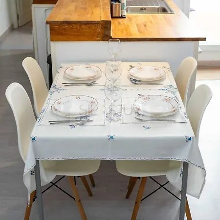 Figaro By Silastur * Хіхон